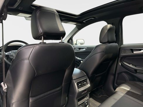 Used 2022 Ford Edge ST w/ Equipment Group 401A AWD/4WD image 31