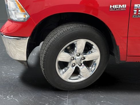 Used 2019 RAM 1500 Big Horn AWD/4WD image 30