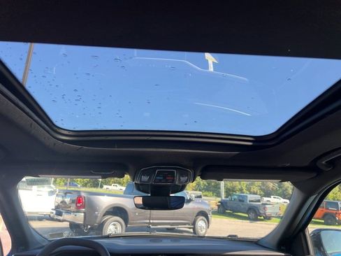 New 2025 Jeep Wagoneer S Limited image 35