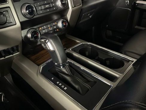 Used 2019 Ford F150 Lariat w/ Equipment Group 502A Luxury image 18