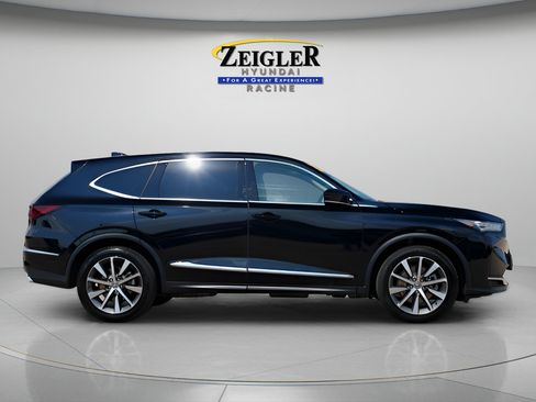 Used 2025 Acura MDX SH-AWD w/ Technology Package image 8