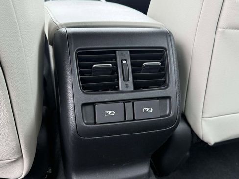 Used 2021 Honda Accord EX-L image 12