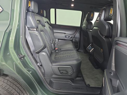 Used 2024 Rivian R1S Adventure AWD/4WD image 23