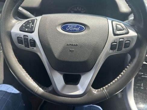 Used 2013 Ford Edge Limited FWD image 10
