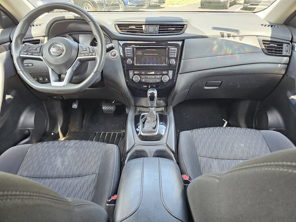 Used 2019 Nissan Rogue SV FWD image 12