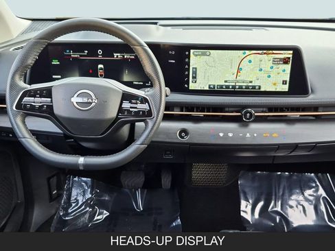 Used 2025 Nissan Ariya FWD image 13