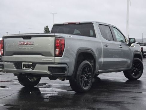Used 2024 GMC Sierra 1500 Elevation image 16
