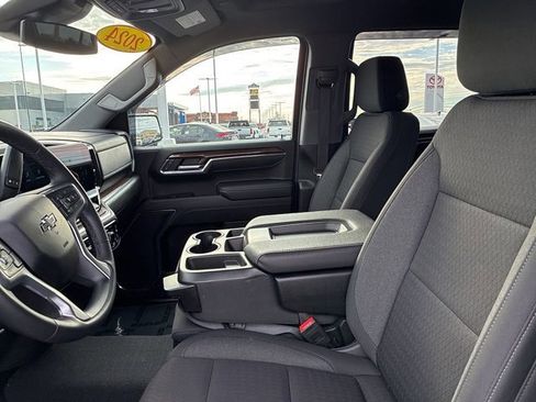 Used 2024 Chevrolet Silverado 1500 RST image 28