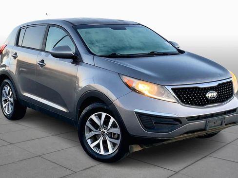 Used 2016 Kia Sportage LX image 2