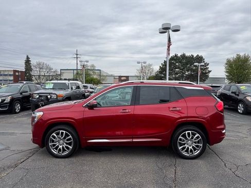 Certified 2023 GMC Terrain Denali w/ Denali Premium Package AWD/4WD image 9