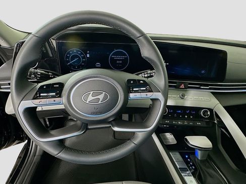 New 2026 Hyundai Elantra Limited FWD image 10