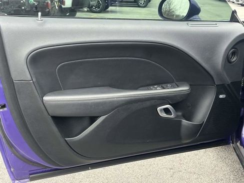 Used 2017 Dodge Challenger GT w/ GT Interior Package image 14