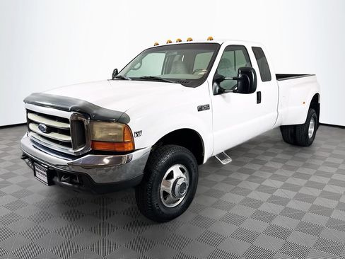 Used 1999 Ford F350 XLT AWD/4WD image 3