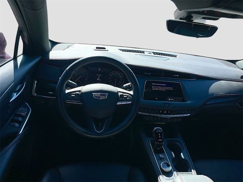 Used 2023 Cadillac XT4 Sport image 23