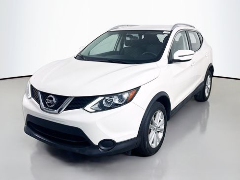 Used 2017 Nissan Rogue Sport SV AWD/4WD image 4