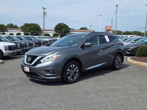 Used 2016 Nissan Murano SV w/ Premium Package AWD/4WD image 4
