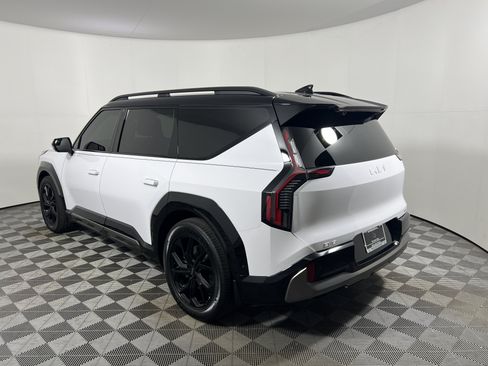 Used 2026 Kia EV9 GT-Line AWD/4WD image 3
