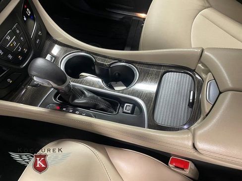 Used 2019 Buick Envision Essence AWD/4WD image 18