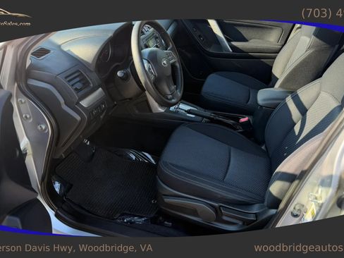 Used 2015 Subaru Forester 2.5i AWD/4WD image 10