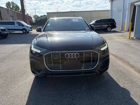 Used 2021 Audi Q8 Premium Plus w/ Premium Plus Package AWD/4WD image 2