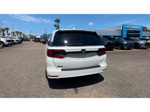 Used 2024 Honda Odyssey Sport image 7