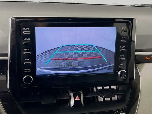 Used 2020 Toyota Corolla LE image 13