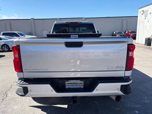 Used 2021 Chevrolet Silverado 3500 High Country image 27
