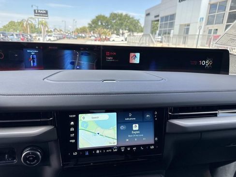New 2026 Lincoln Navigator Reserve AWD/4WD image 24