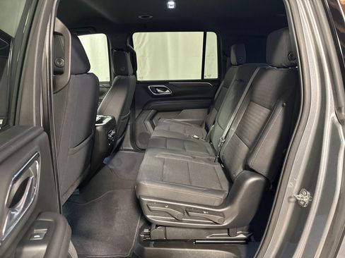 Used 2021 Chevrolet Suburban LS AWD/4WD image 5