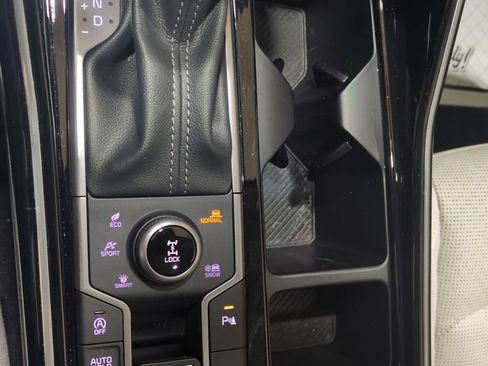 Certified 2024 Kia Sorento SX AWD/4WD image 22