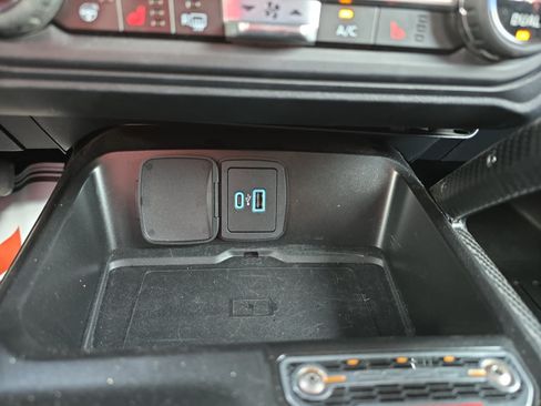 Used 2023 Ford Bronco Raptor AWD/4WD image 25