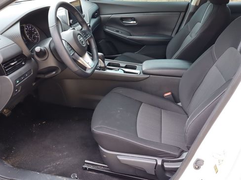 Used 2021 Nissan Sentra SV w/ Trunk Package FWD image 15