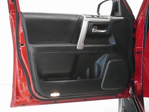 Used 2021 Toyota 4Runner SR5 Premium w/ Moonroof Package image 14