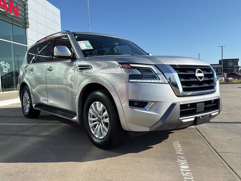 Used 2023 Nissan Armada SV w/ Cargo Package AWD/4WD image 5