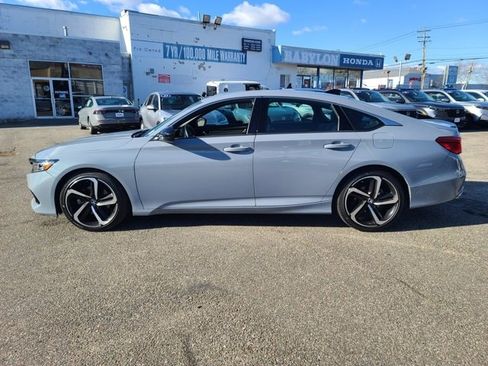 Used 2022 Honda Accord Sport image 5