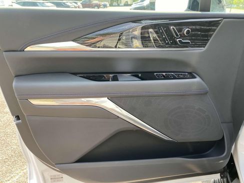 New 2025 Cadillac Escalade IQ Sport 1 w/ Smart Trailering package image 13