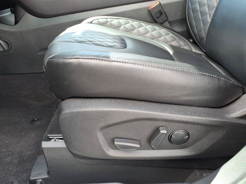 Certified 2024 Ford Edge Titanium AWD/4WD image 15