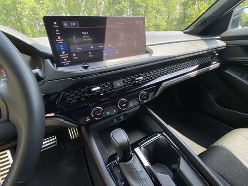 Used 2023 Honda Accord Sport image 20