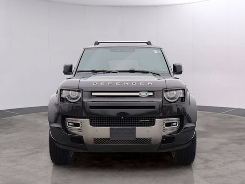 Used 2022 Land Rover Defender 110 X-Dynamic SE AWD/4WD image 2