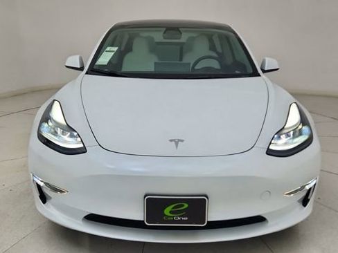 Used 2023 Tesla Model 3 Performance image 13