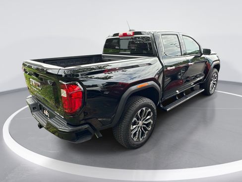 Used 2026 GMC Canyon Denali AWD/4WD image 7