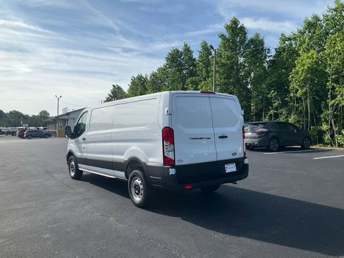 New 2026 Ford Transit 250 Low Roof RWD image 7