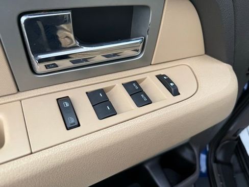 Used 2011 Ford F150 XLT image 17