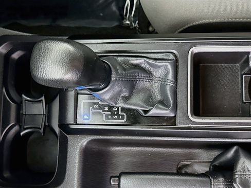 Used 2022 Toyota Tacoma SR RWD image 20