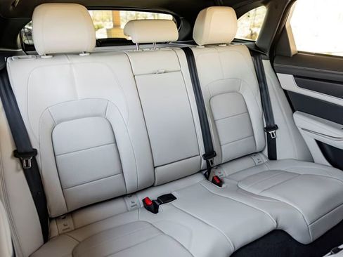 New 2026 Jaguar F-PACE R-Dynamic S image 24