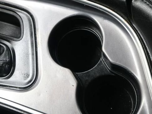 Used 2020 Dodge Challenger SXT image 13