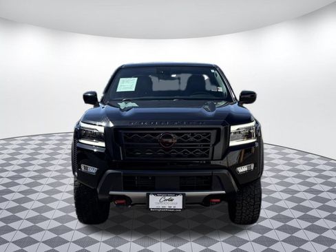 Used 2022 Nissan Frontier PRO-4X AWD/4WD image 2