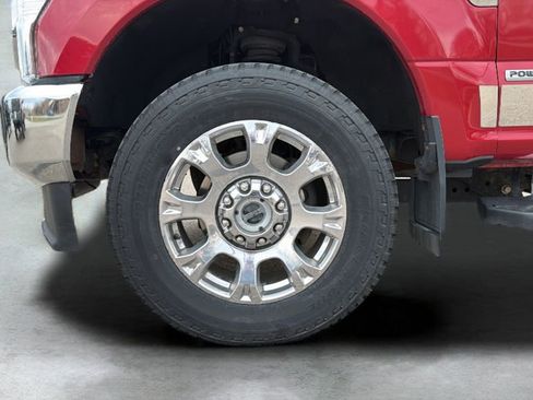 Used 2021 Ford F350 Lariat w/ Chrome Package image 41