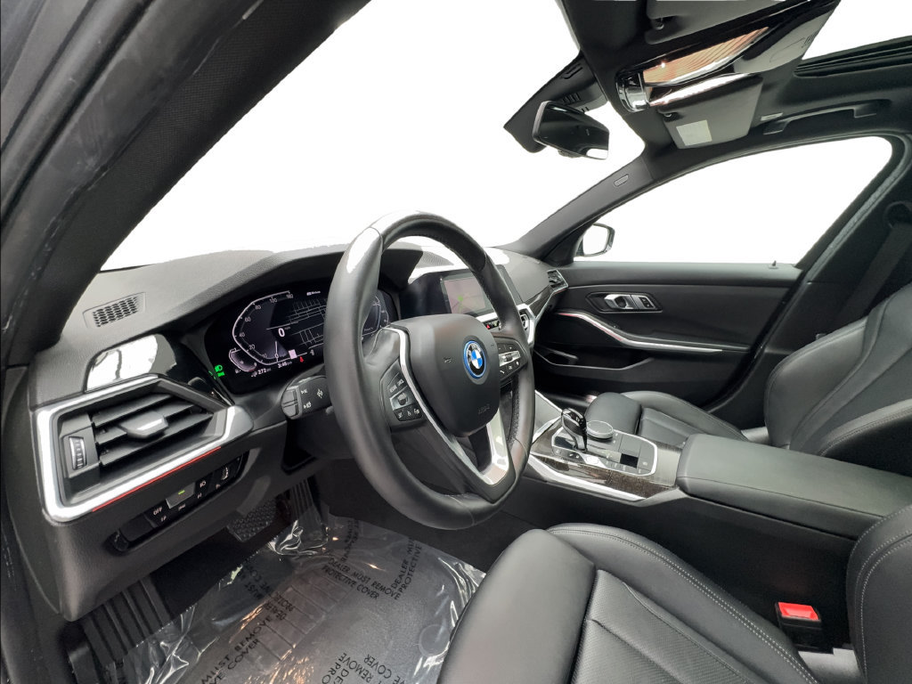Used 2022 BMW 330e w/ Driving Assistance Package RWD image 23