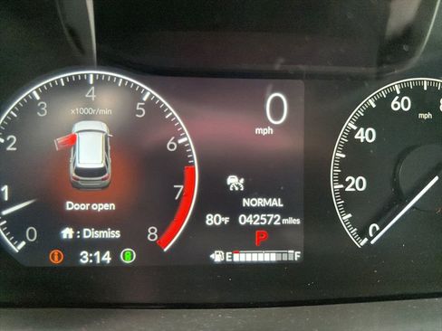 Used 2023 Honda Pilot EX-L image 4